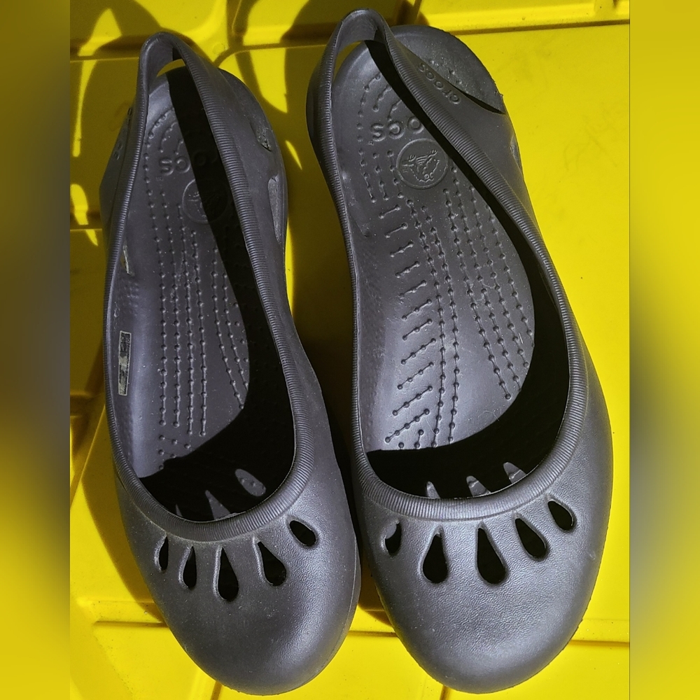 Croc Sandals US8 Brown